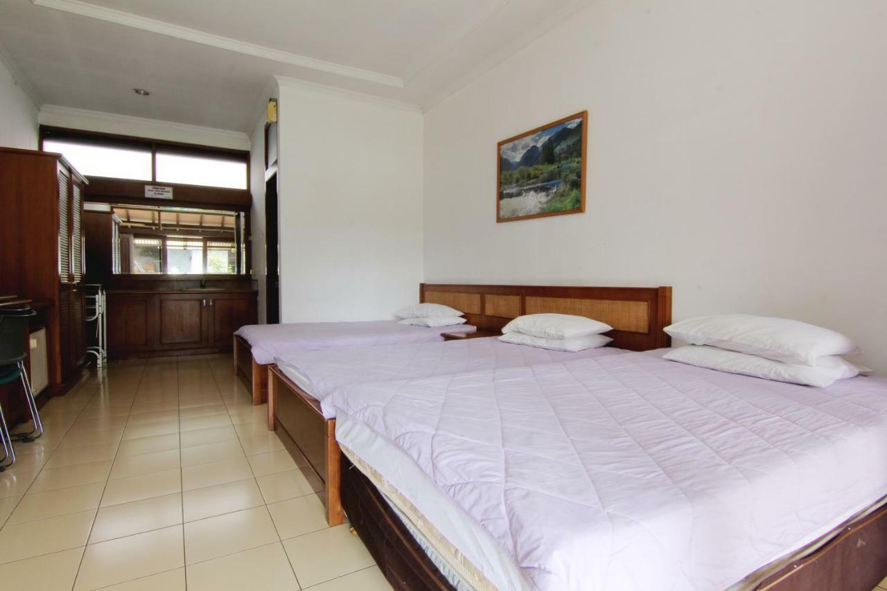 Villa Enggal Lembang Εξωτερικό φωτογραφία